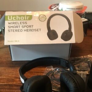 Black Wireless Smart Sport Stereo Headset